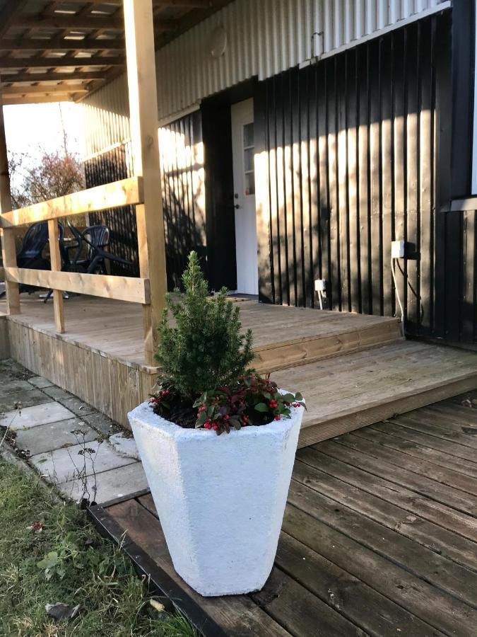 Ferienwohnung Rymlig Laegenhet I Avdelat Hus Med Egen Parkering Kaglinge Exterior foto